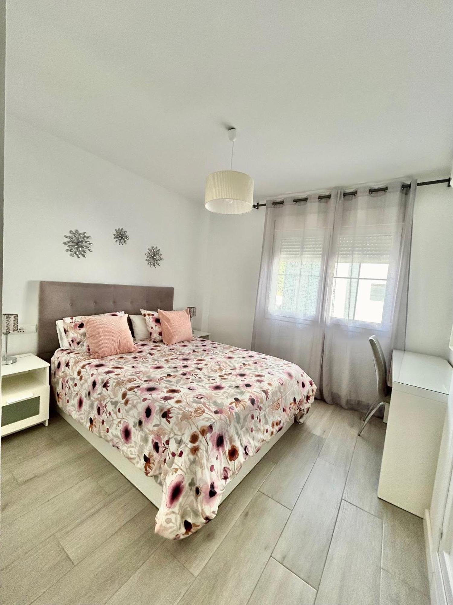 Tulipanes Benalmadena - Parking Privado公寓 外观 照片